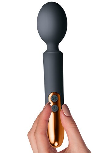 Oriel Couples Play Wand