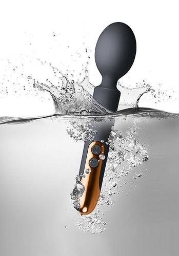 Oriel Couples Play Wand