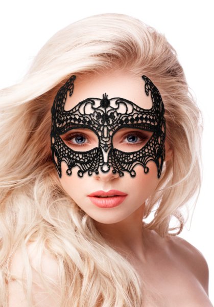 Empress black lace mask
